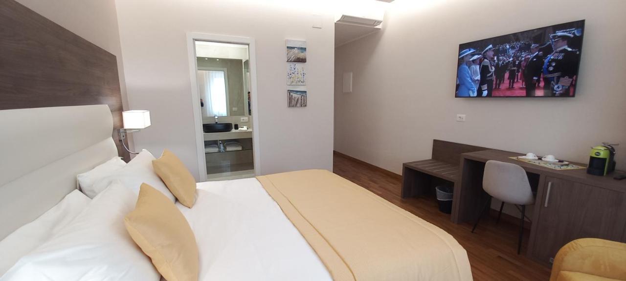 Orchid Luxury Suite Пескара Екстериор снимка