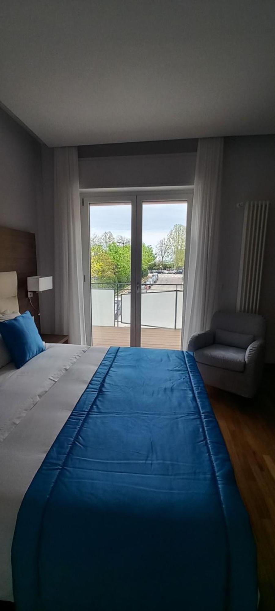 Orchid Luxury Suite Пескара Стая снимка